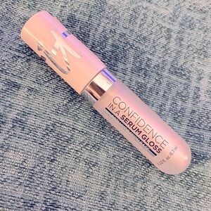 it Cosmetics Confidence in a serum gloss